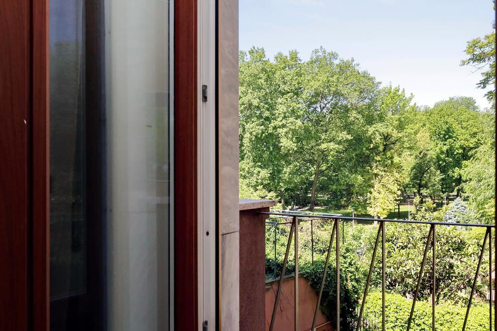 Apartment Joivy Fabulous 1-bedroom Flat With Terrace Next To Park *